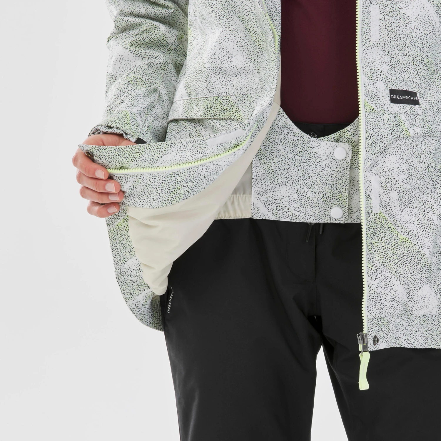 Women Snowboard And Ski Jacket SNB JKT 100 10 Women Snowboard And Ski Jacket SNB JKT 100 - Image 10