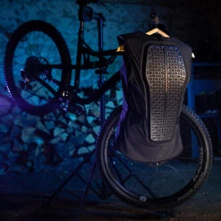 MTB, Ski And Snowboard Back Protector Vest - DBCK 500 -Ski Sale Store k0fb43f5960a94ba315e8dca351dbb3b1 scaled