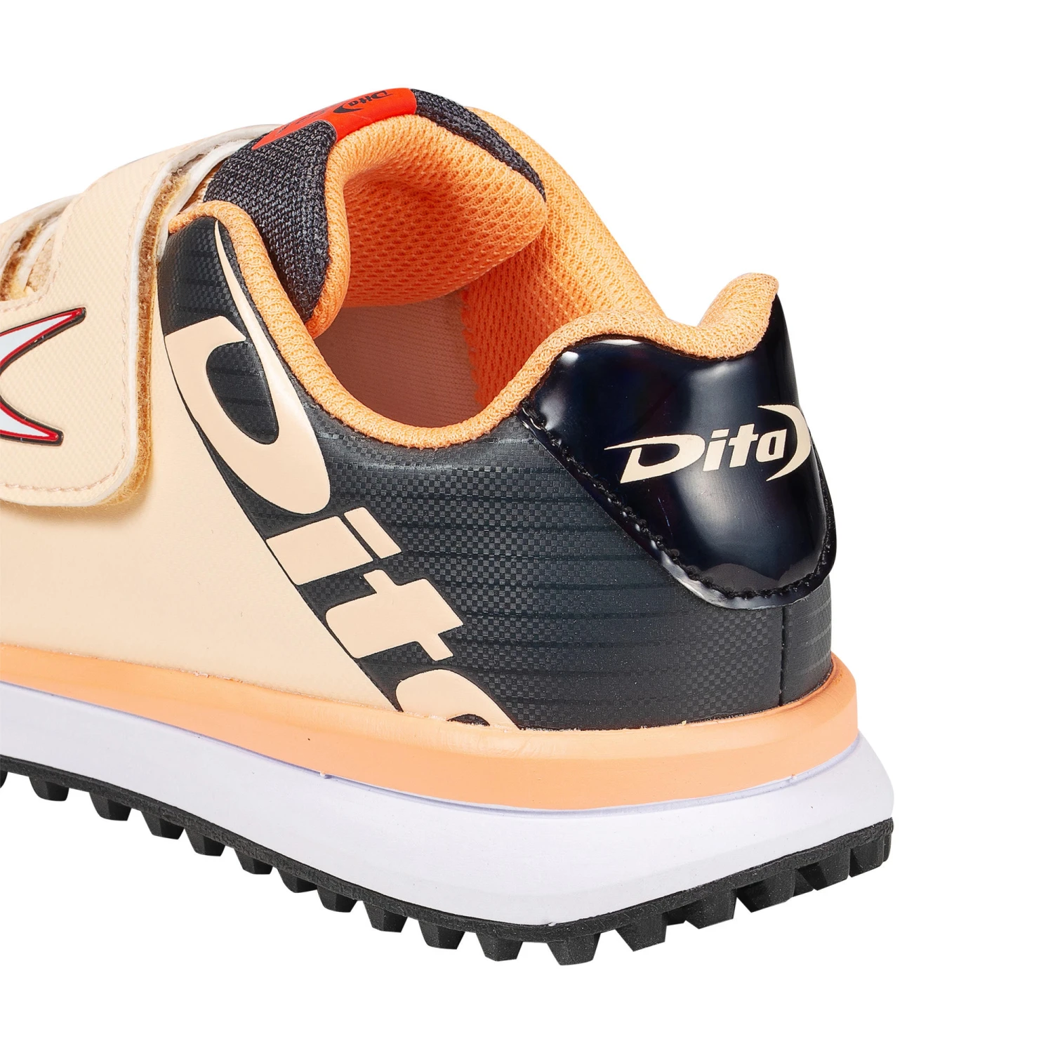 Dita Kids' Low-Intensity Field Hockey Shoes Fix And Go - Pink/Black 4 Dita Kids' Low-Intensity Field Hockey Shoes Fix And Go - Pink/Black - Image 4