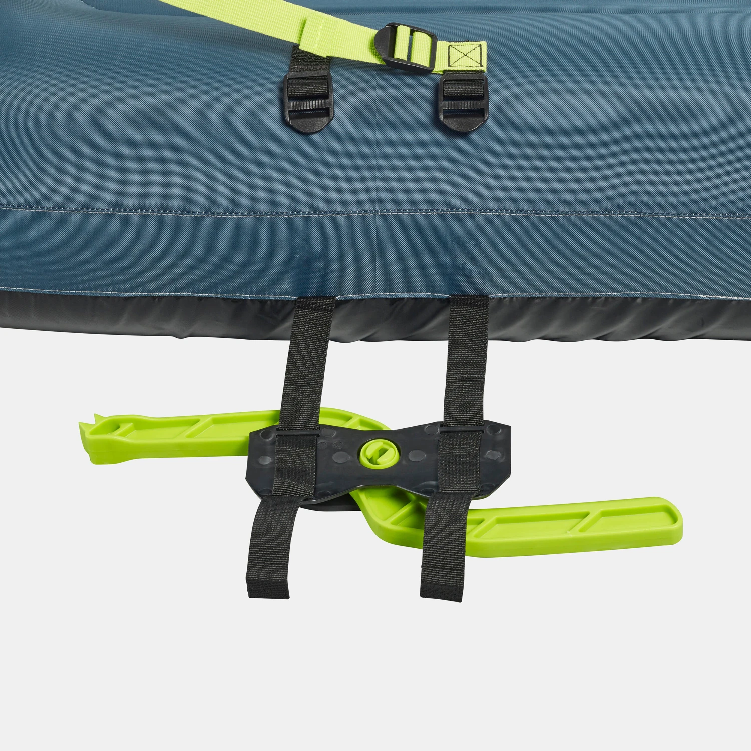 WEDZE Adult And Kids' Pumpslide Inflatable Sledge 10 WEDZE Adult And Kids' Pumpslide Inflatable Sledge - Image 10