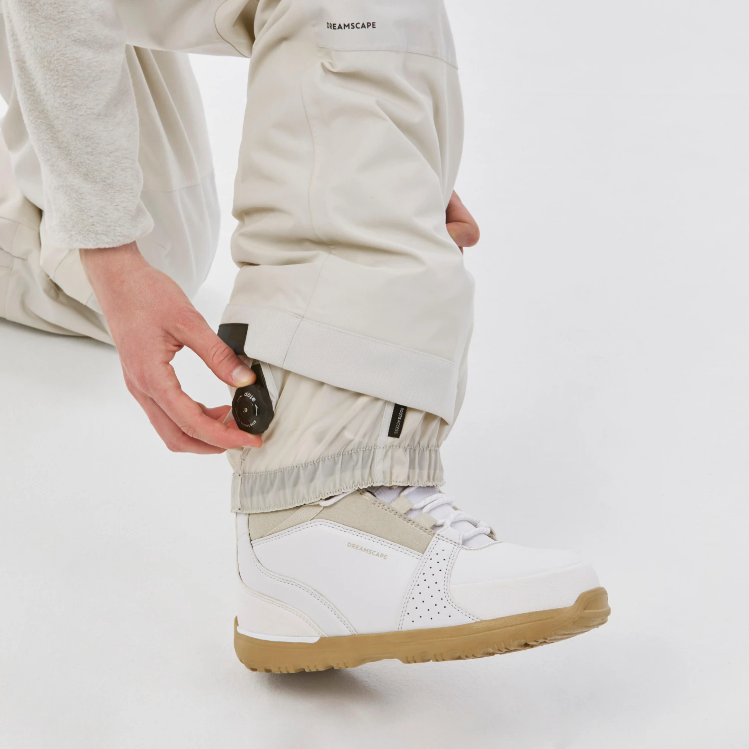 Women's Waterproof Snowboard Salopettes SNB BIB 900 8 Women's Waterproof Snowboard Salopettes SNB BIB 900 - Image 8