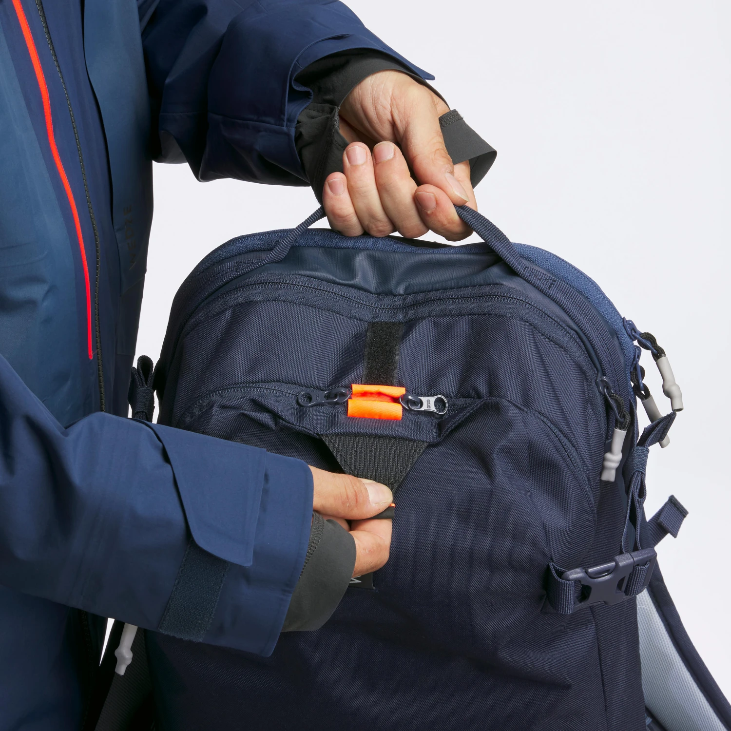 WEDZE Freeride Ski Snowboard Backpack - FR 500 DEFENSE L / XL 12 WEDZE Freeride Ski Snowboard Backpack - FR 500 DEFENSE L / XL - Image 12